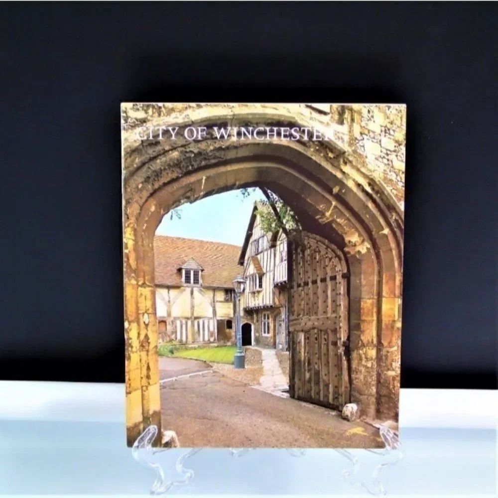 City Of Winchester 1974 Pitkin Guide Pride Of Britain Series